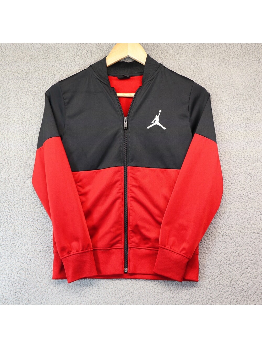 Jordan Jacket Youth Boys Medium 10-12 Black Red Track Bred